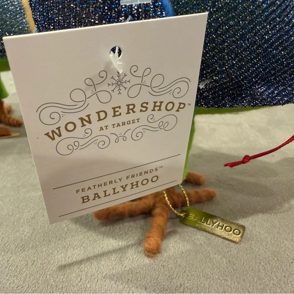 Wondershop adorable bird